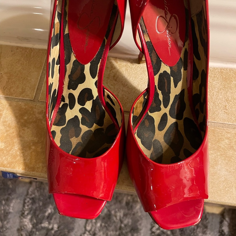 Jessica Simpson Red Pump